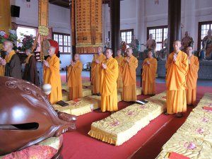 “盂兰盆”孝亲超荐佛七法会通讯